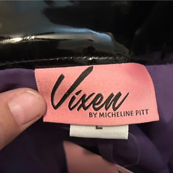 Vixen by Micheline Pitt Black Vinyl Miss Kitty Cigarette pants size L - Picture 3 of 4